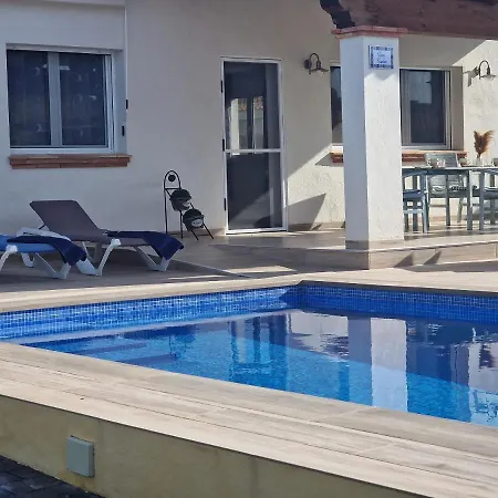 Sueno, 270m To Beach, Privat-pool, On-site-service, Dog Holiday home *