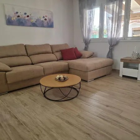 Sueno, 270m To Beach, Privat-pool, On-site-service, Dog Holiday home *